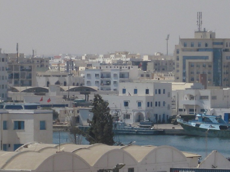 Vista del tunecino puerto de Sfax.